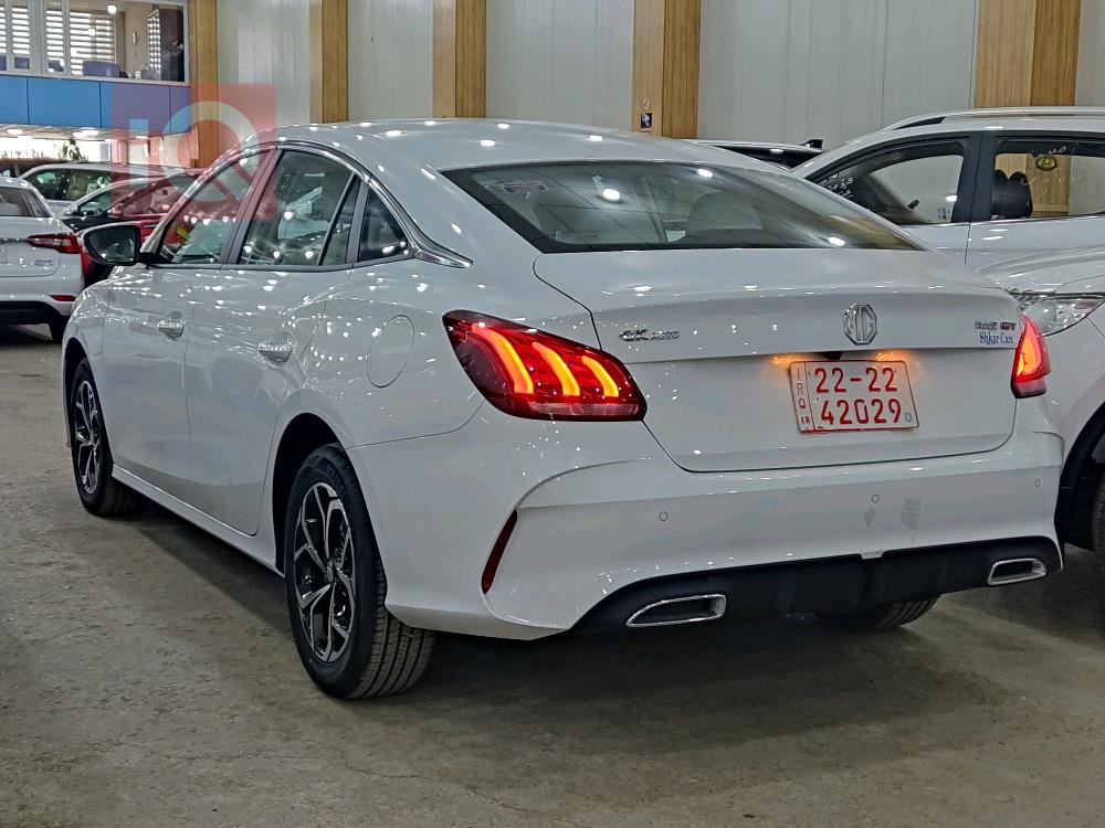 ئێم جی GT